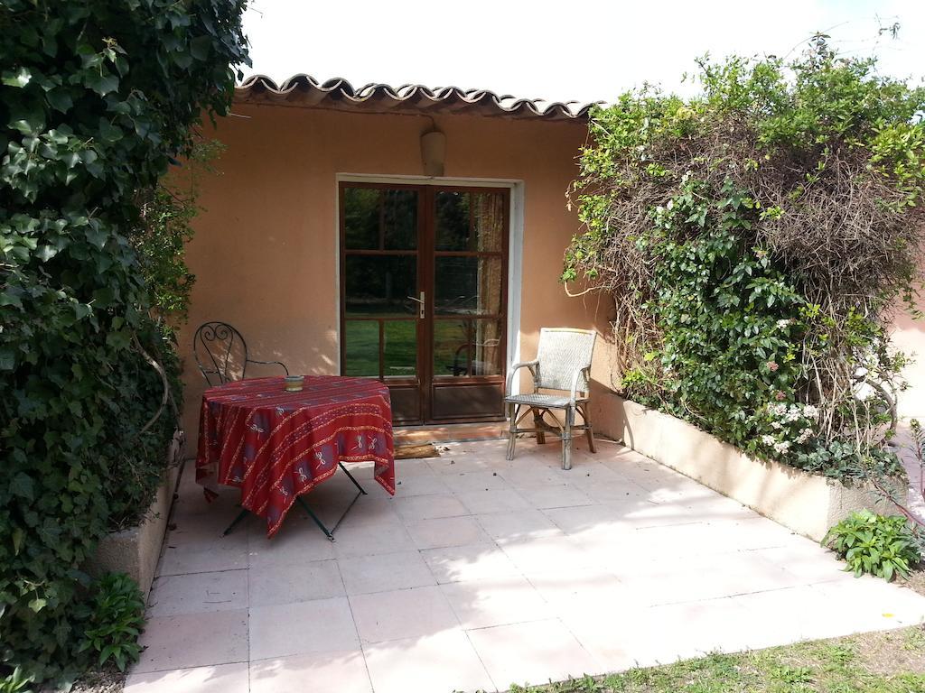Mas La Provence Bed & Breakfast L'Isle-sur-la-Sorgue Bilik gambar