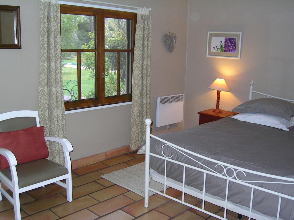 Mas La Provence Bed & Breakfast L'Isle-sur-la-Sorgue Bilik gambar